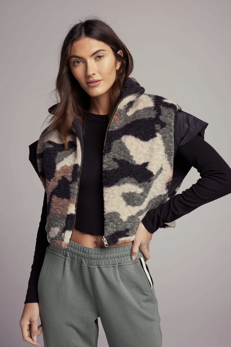 Rhea Vest